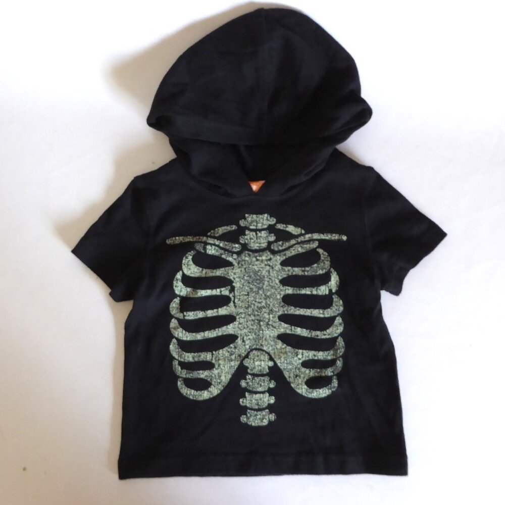 NEW CHILDS GLOW-IN-THE-DARK SKELETON SHORT SLEEVE T SHIRT WITH HOOD HOODIE  12M